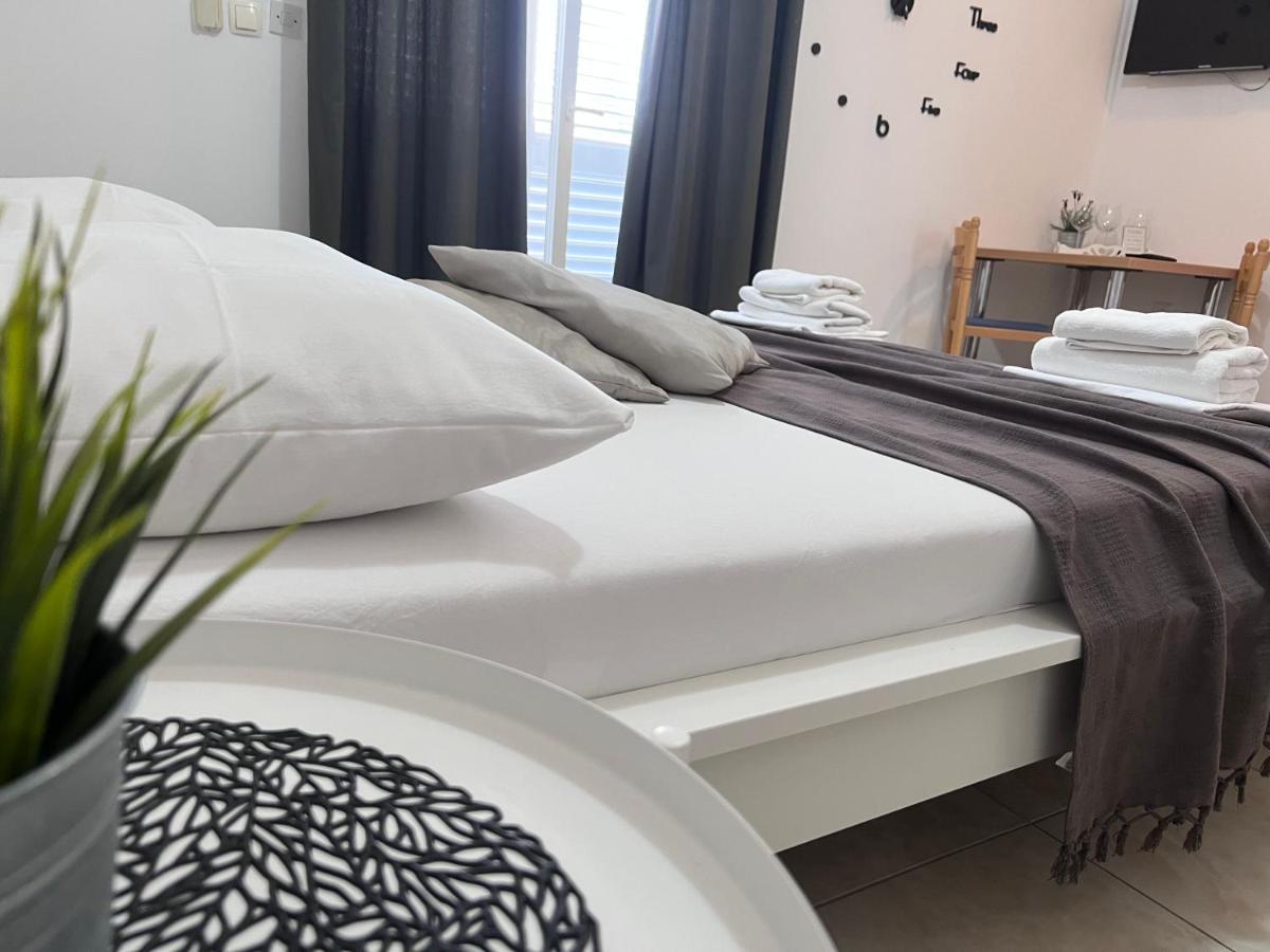 Apartments Ana & Ita โนวาลยา ภายนอก รูปภาพ