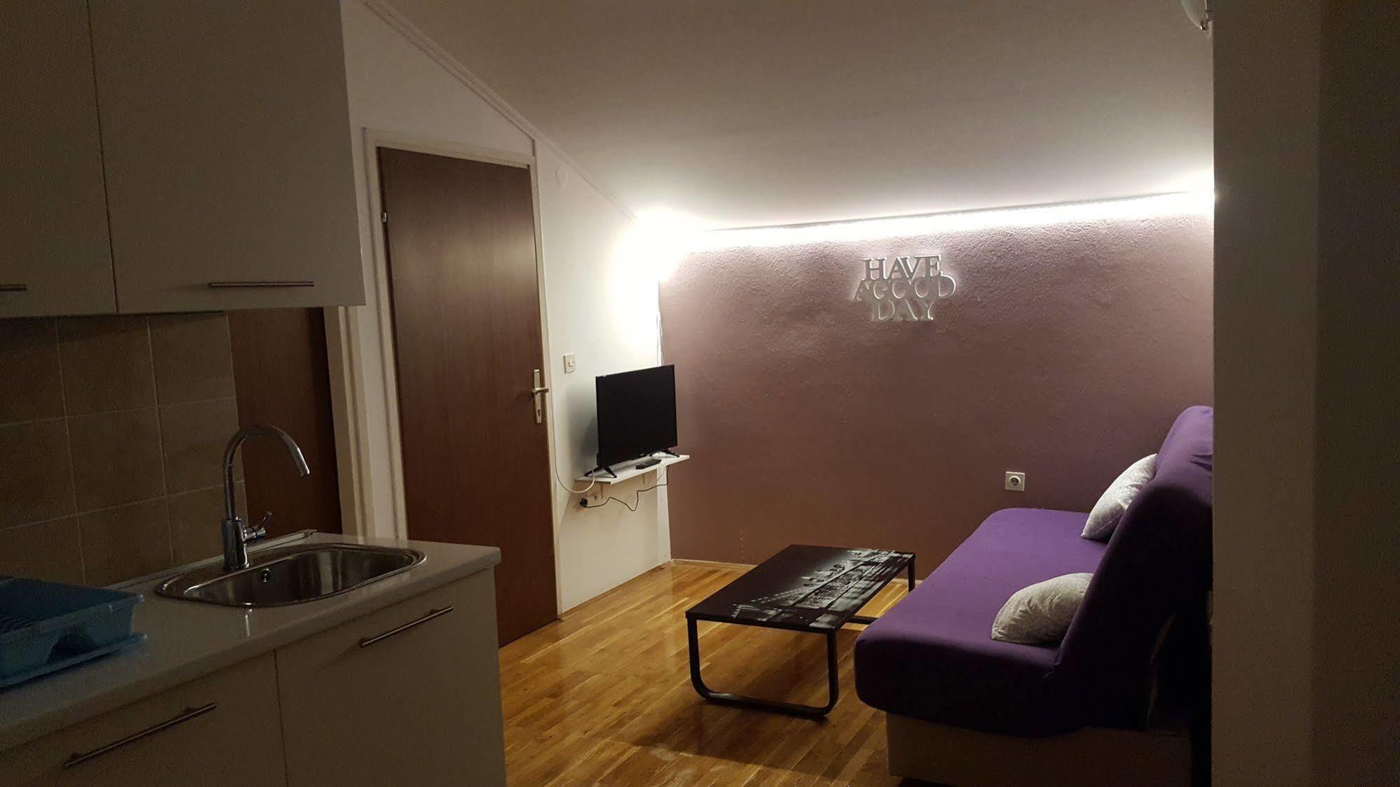 Apartments Ana & Ita โนวาลยา ภายนอก รูปภาพ