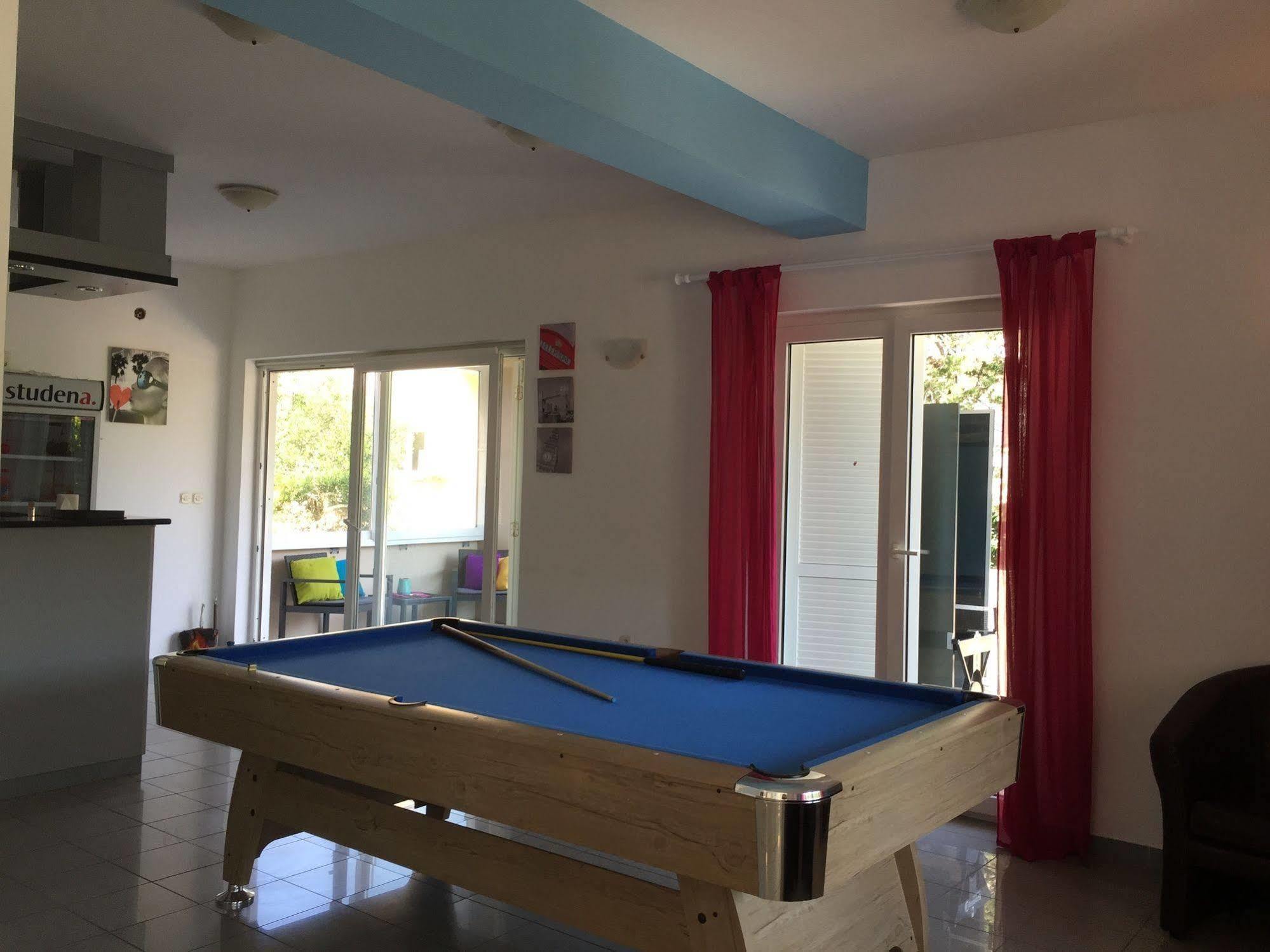 Apartments Ana & Ita โนวาลยา ภายนอก รูปภาพ