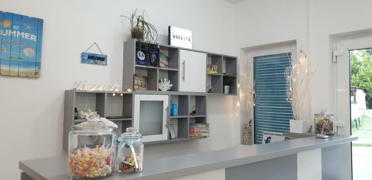 Apartments Ana & Ita โนวาลยา ภายนอก รูปภาพ